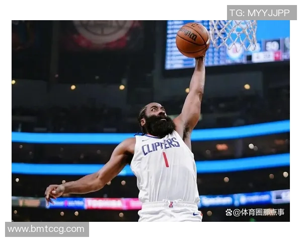 NBA季后赛精彩对决快船挑战雄鹿全场直播不容错过